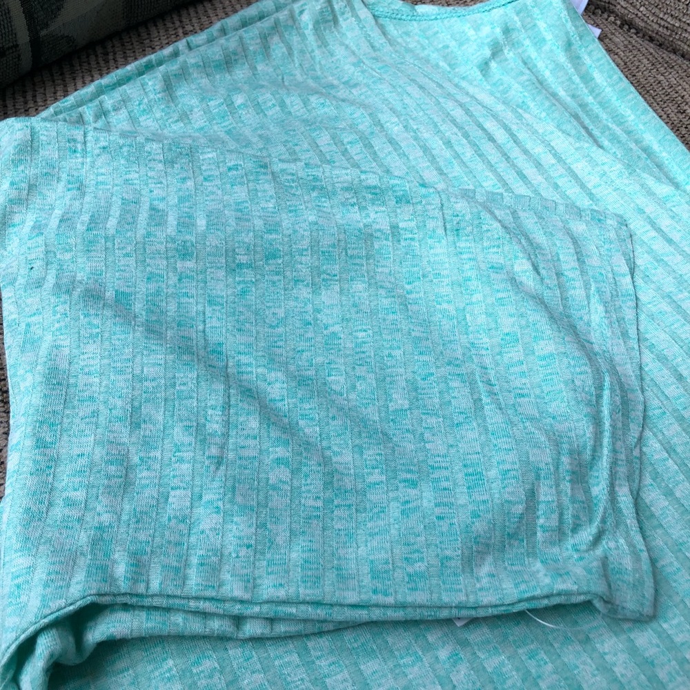 Medium Coverup (LulaRoe Lindsay)